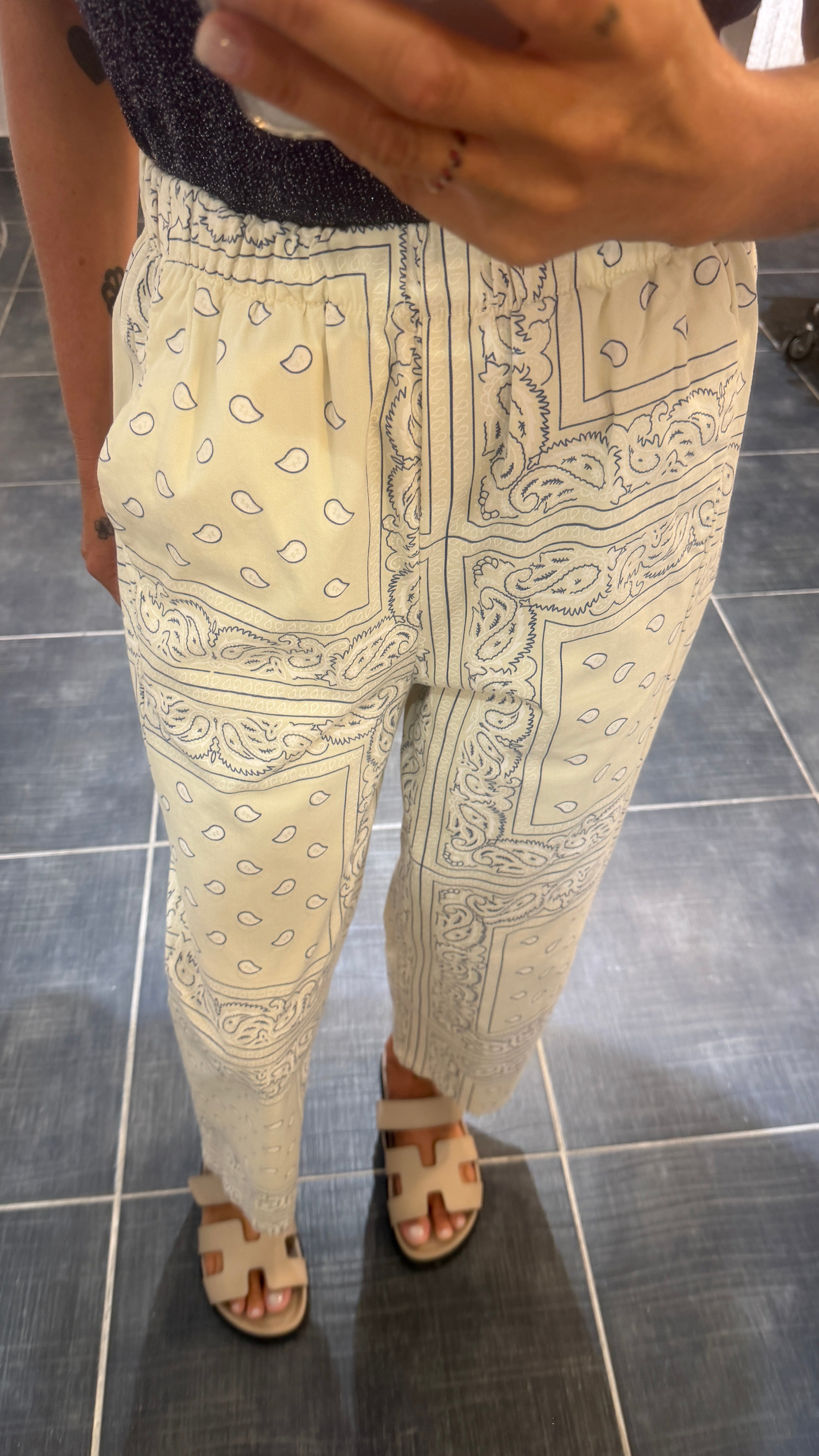 Pantalon élastiqué motifs bandanas PARKER Beige