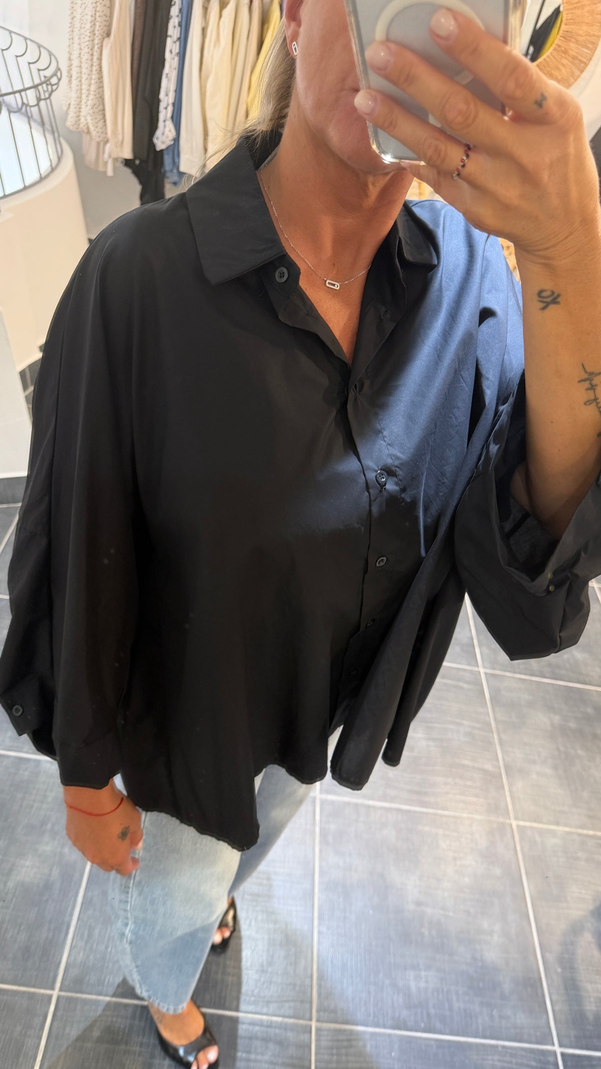Chemise ample et fluide ISA Noir