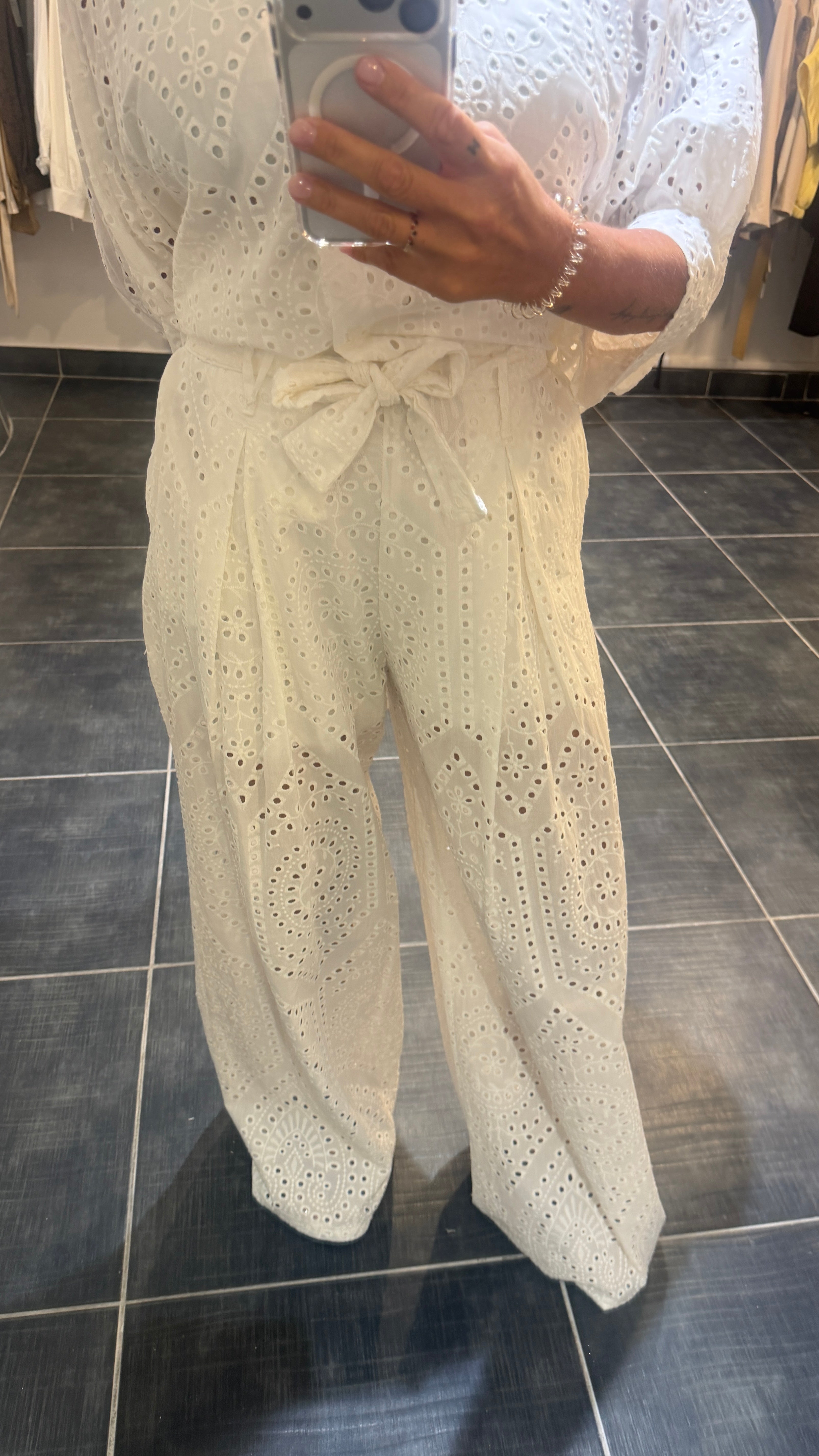 Pantalon large en broderie anglaise HENRY Blanc