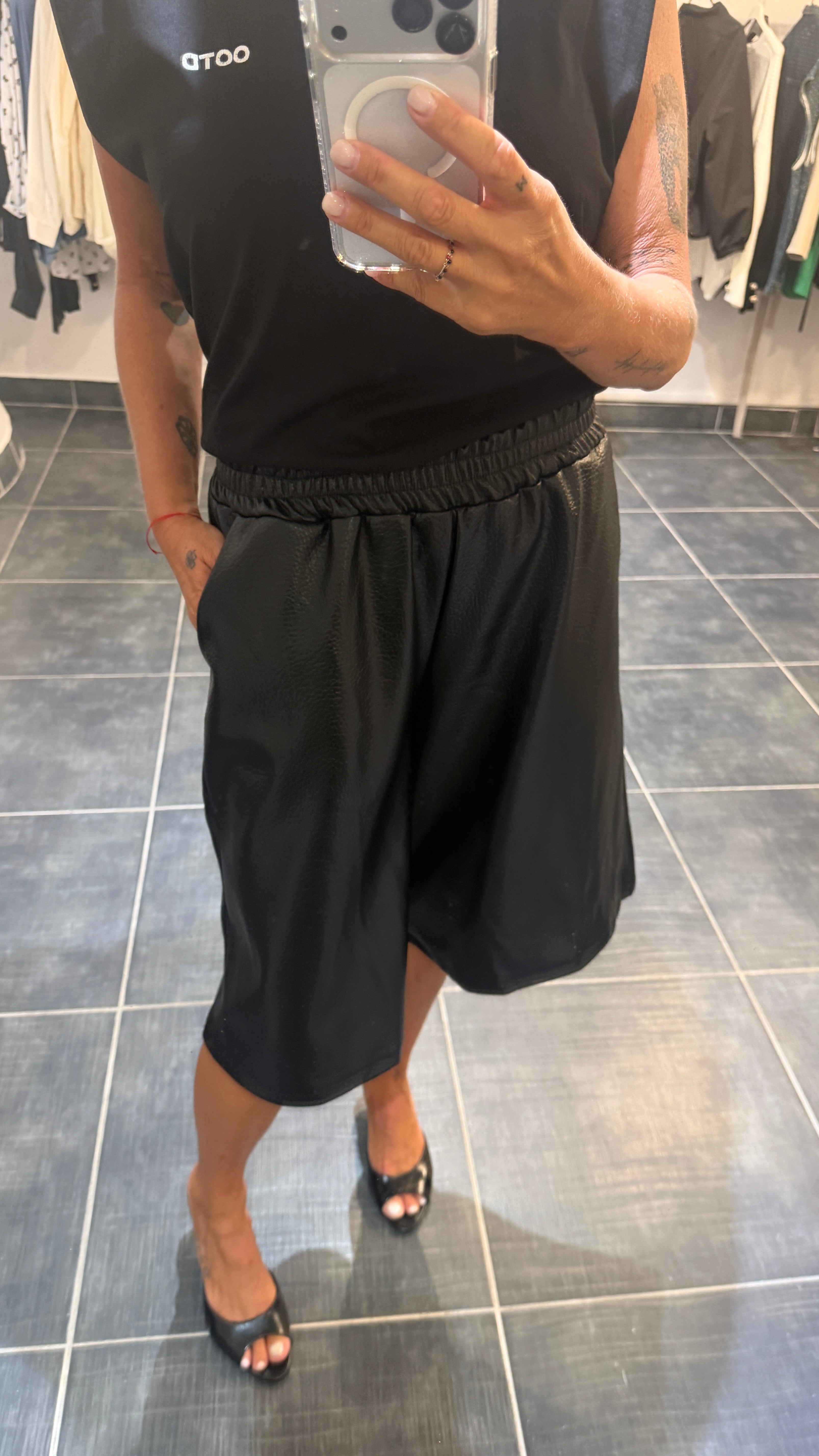 Bermuda en simili cuir TIZIANO Noir