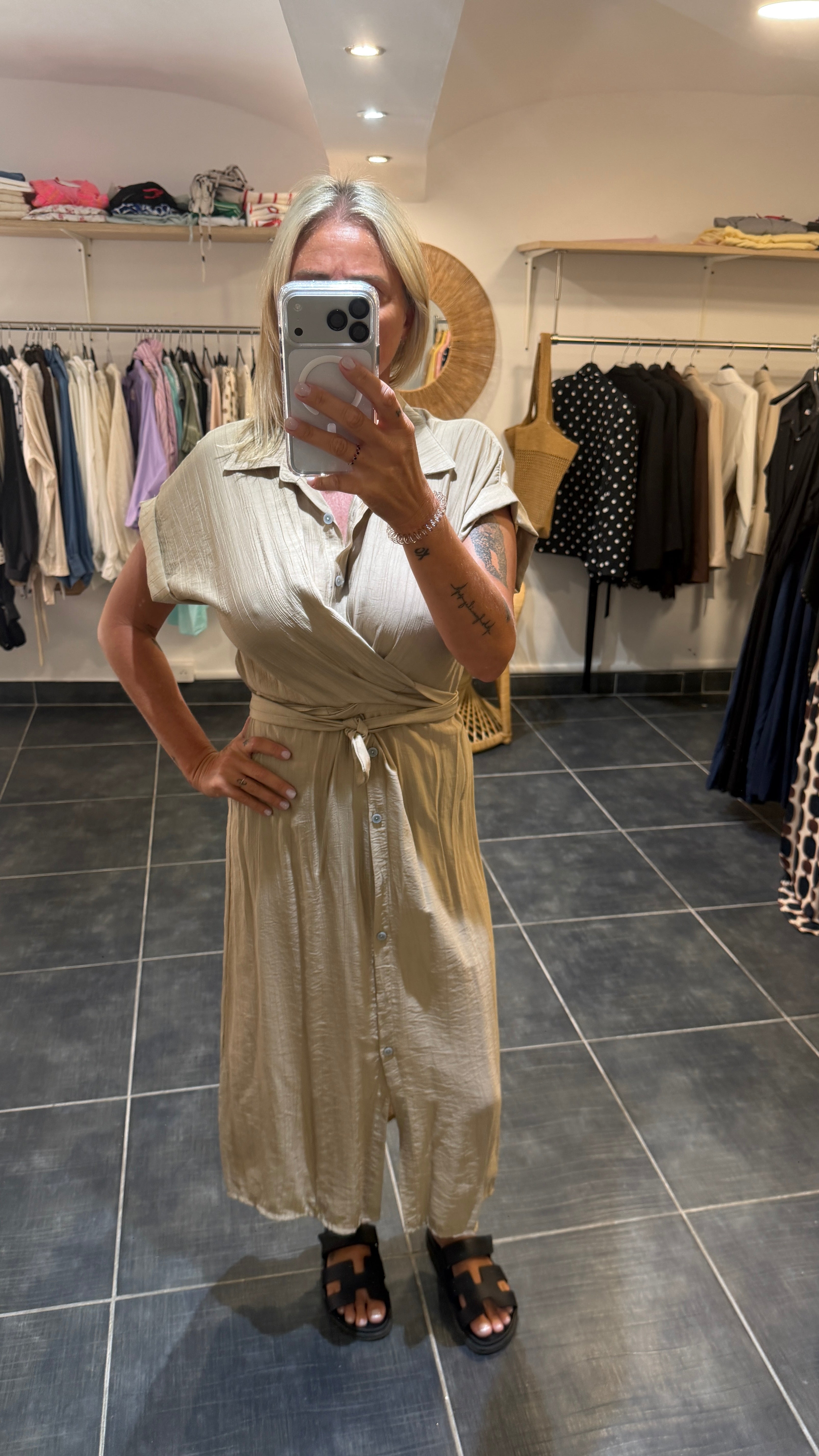 Robe chemise longue ceinturée COPINE Beige