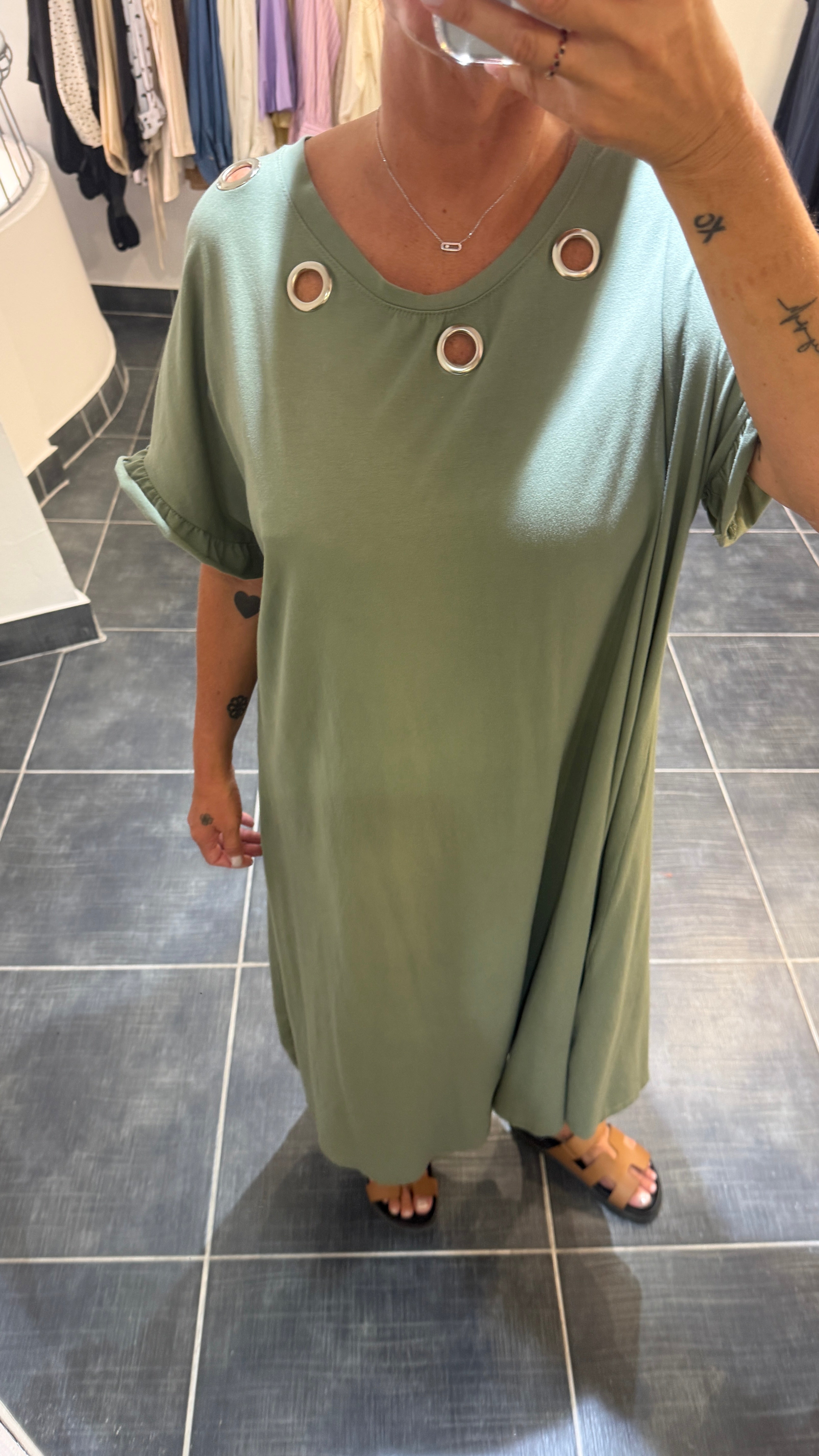Robe tee-shirt longue avec œillets MAGALI Kaki