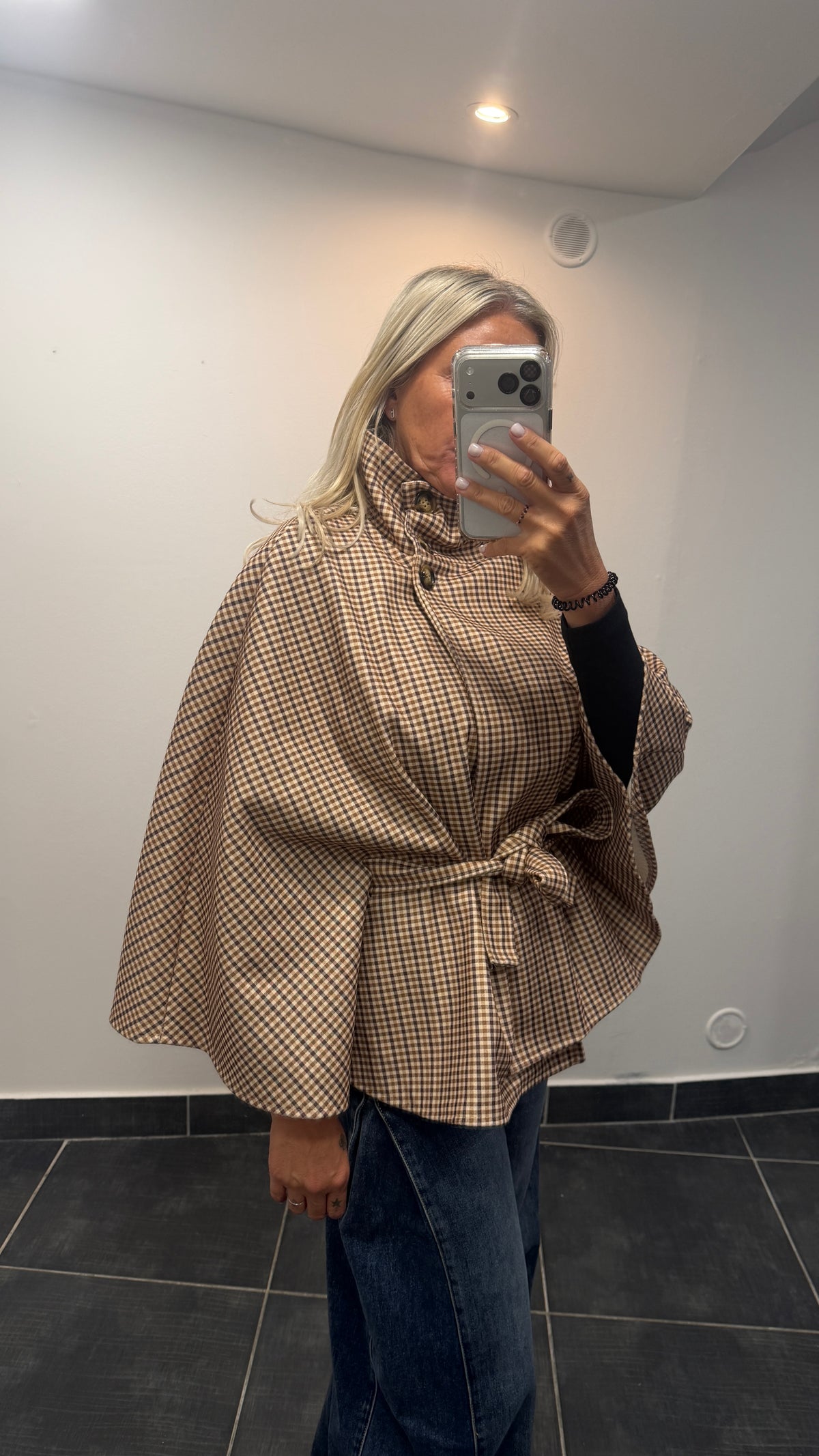 Cape à carreaux avec ceinture LENA Camel