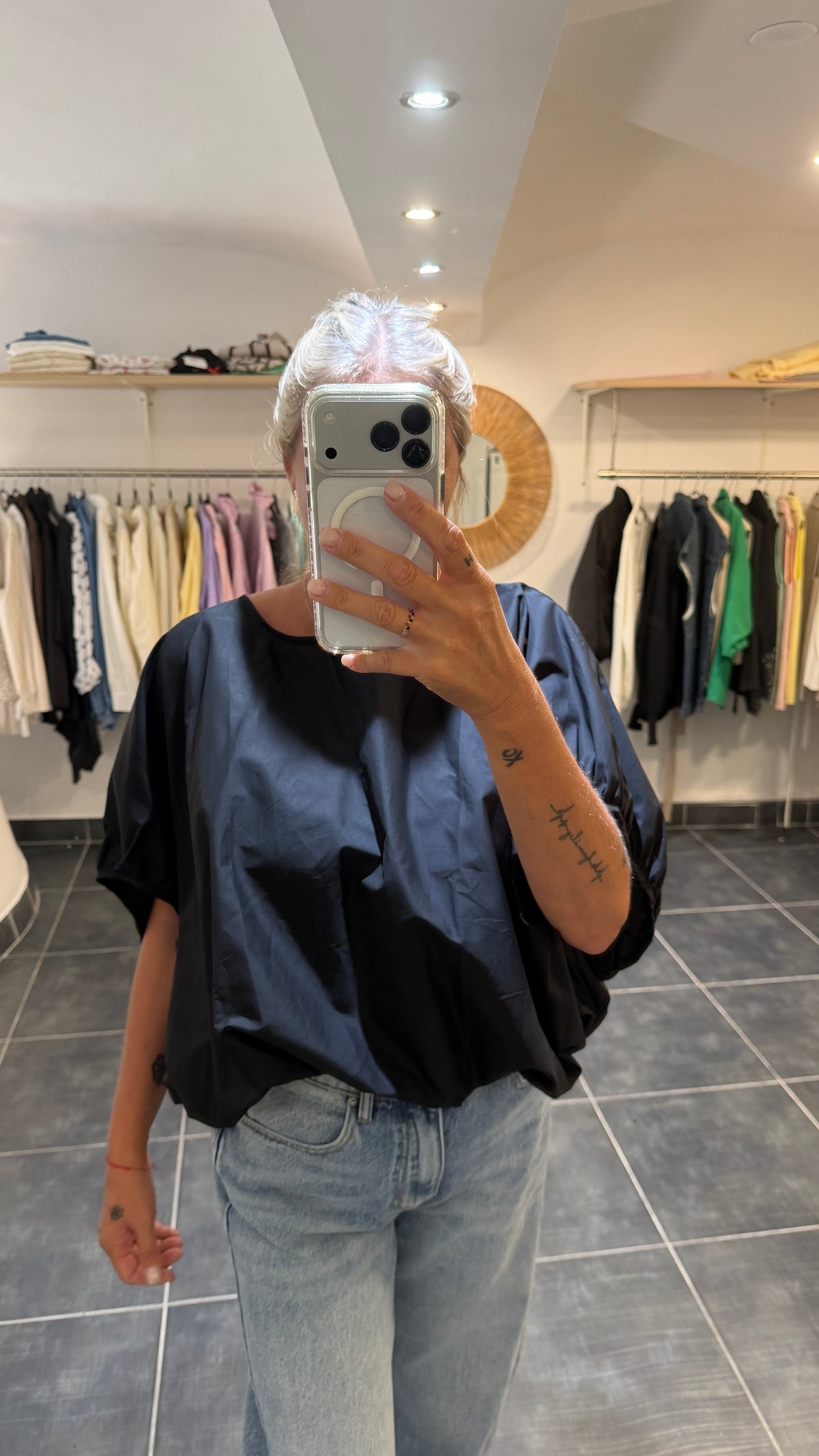 Top Oversize à manches bouffantes LEYLA Noir