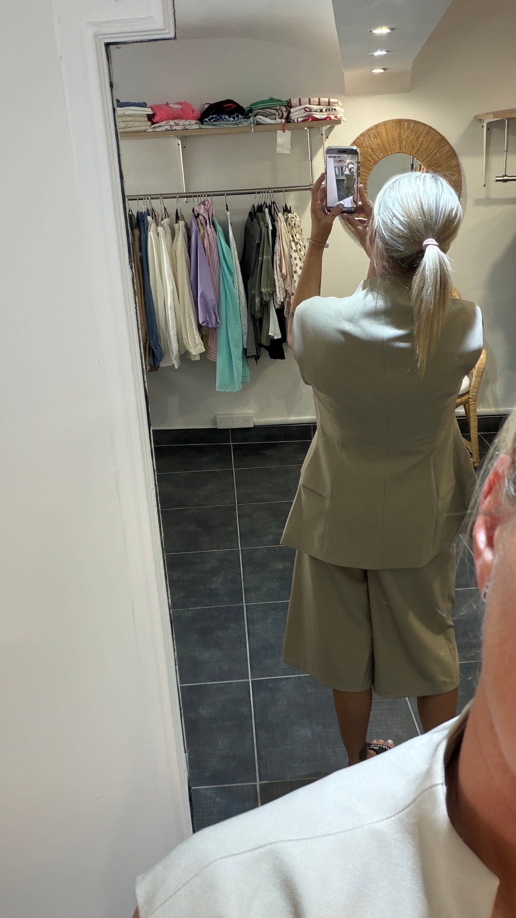 Gilet Tailleur sans manches cintré THIBO Beige