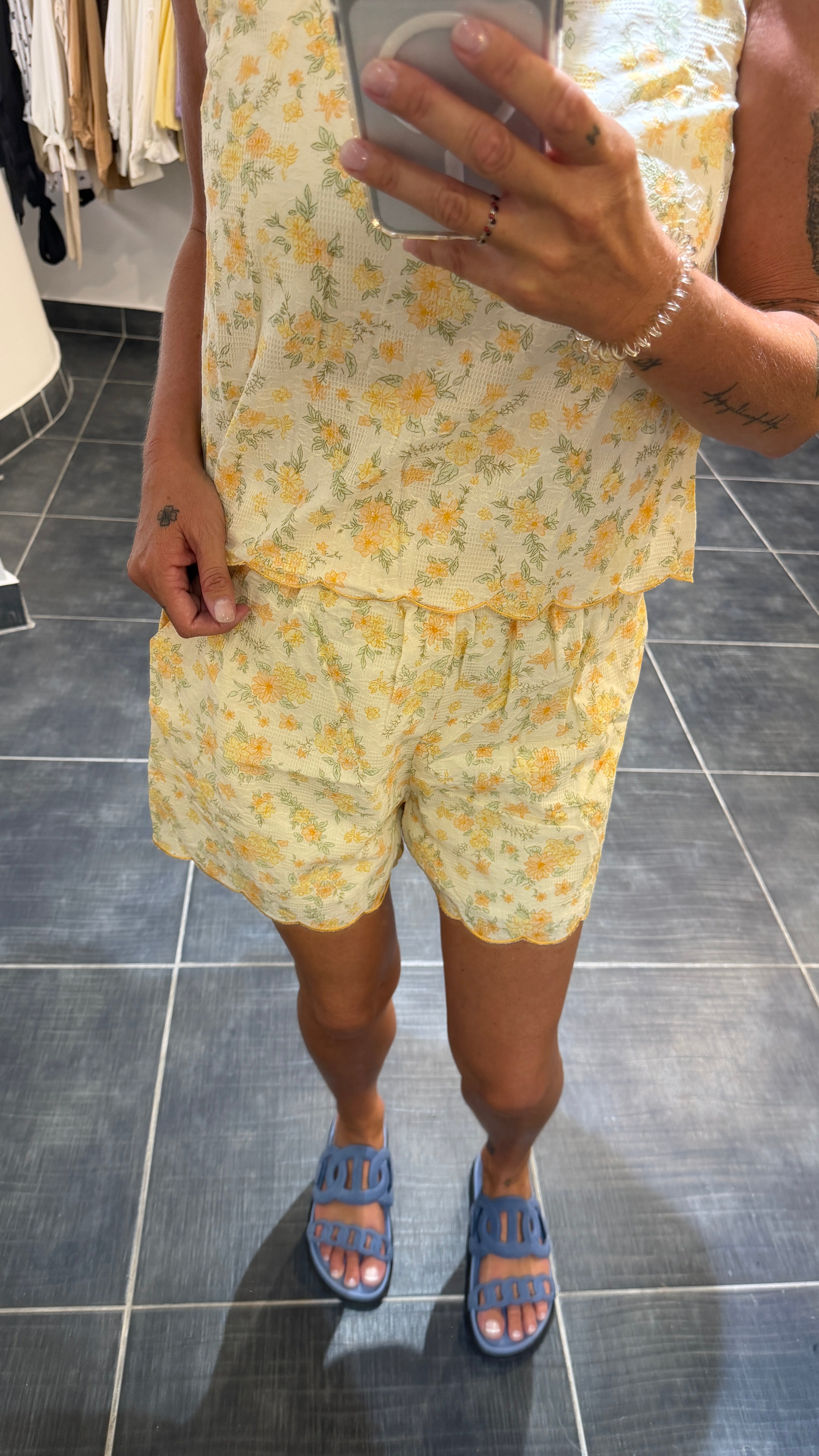 Short imprimé fleuri NAD Jaune
