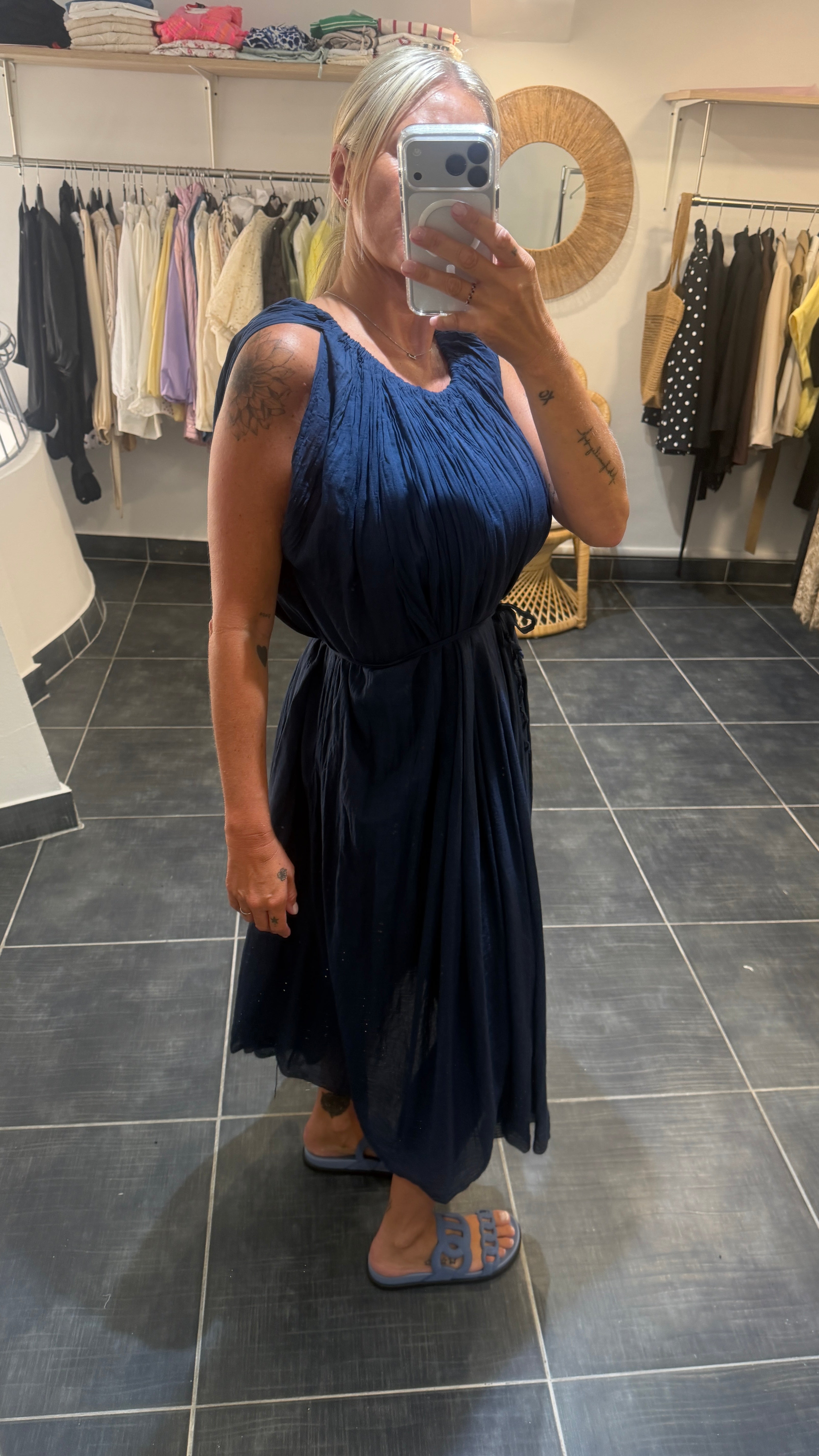 Robe longue plissée MAGUY Marine