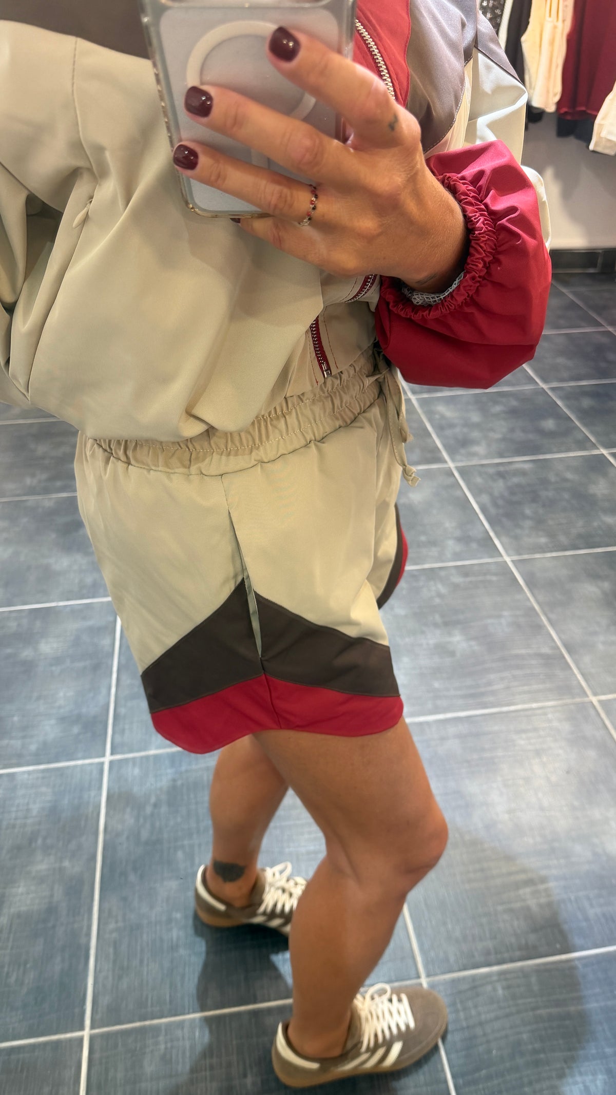 Short Sporty Color Block JACK Beige/Choco/Bordeaux