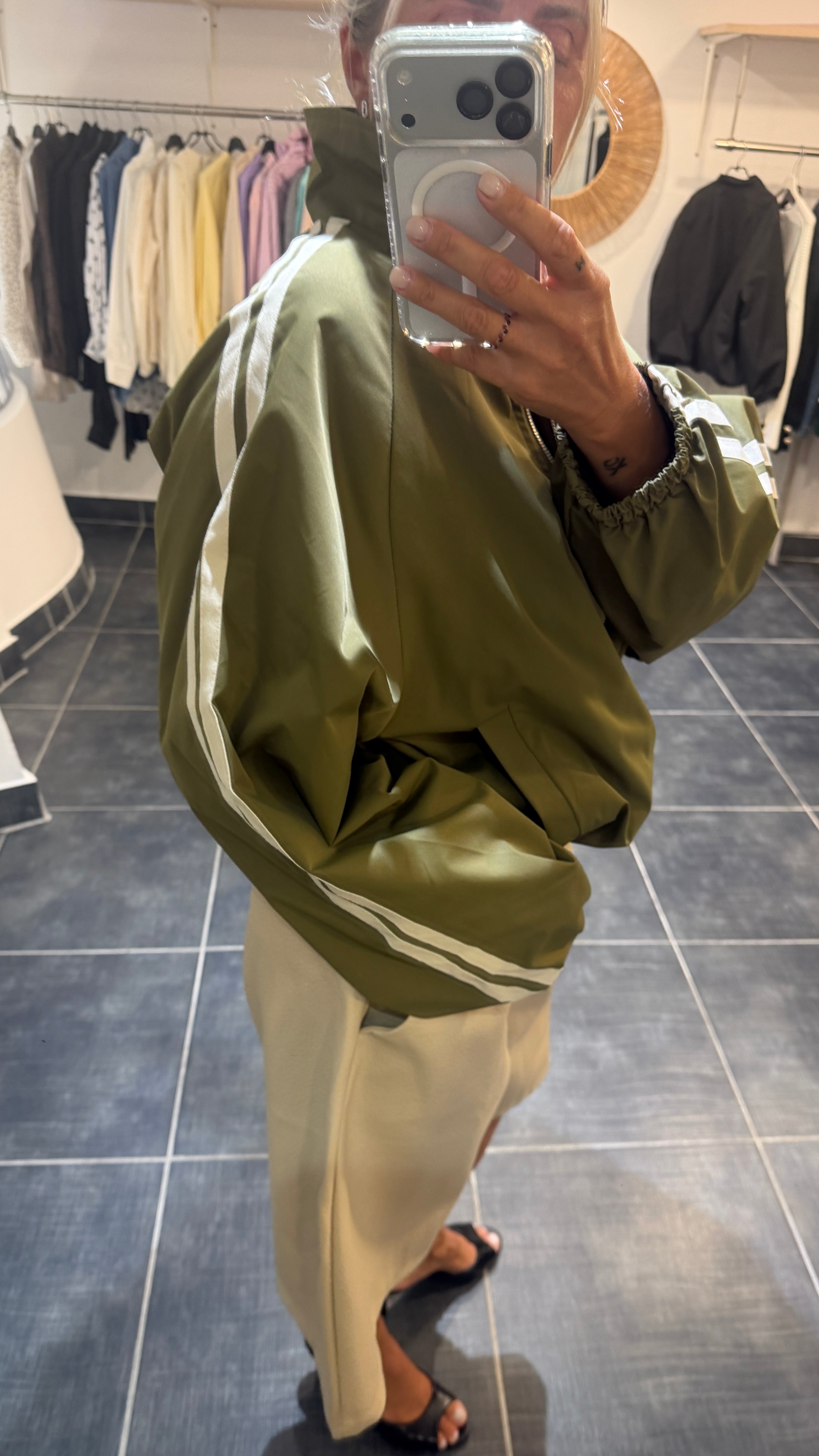 Veste zippée à bandes contrastées ADA Kaki