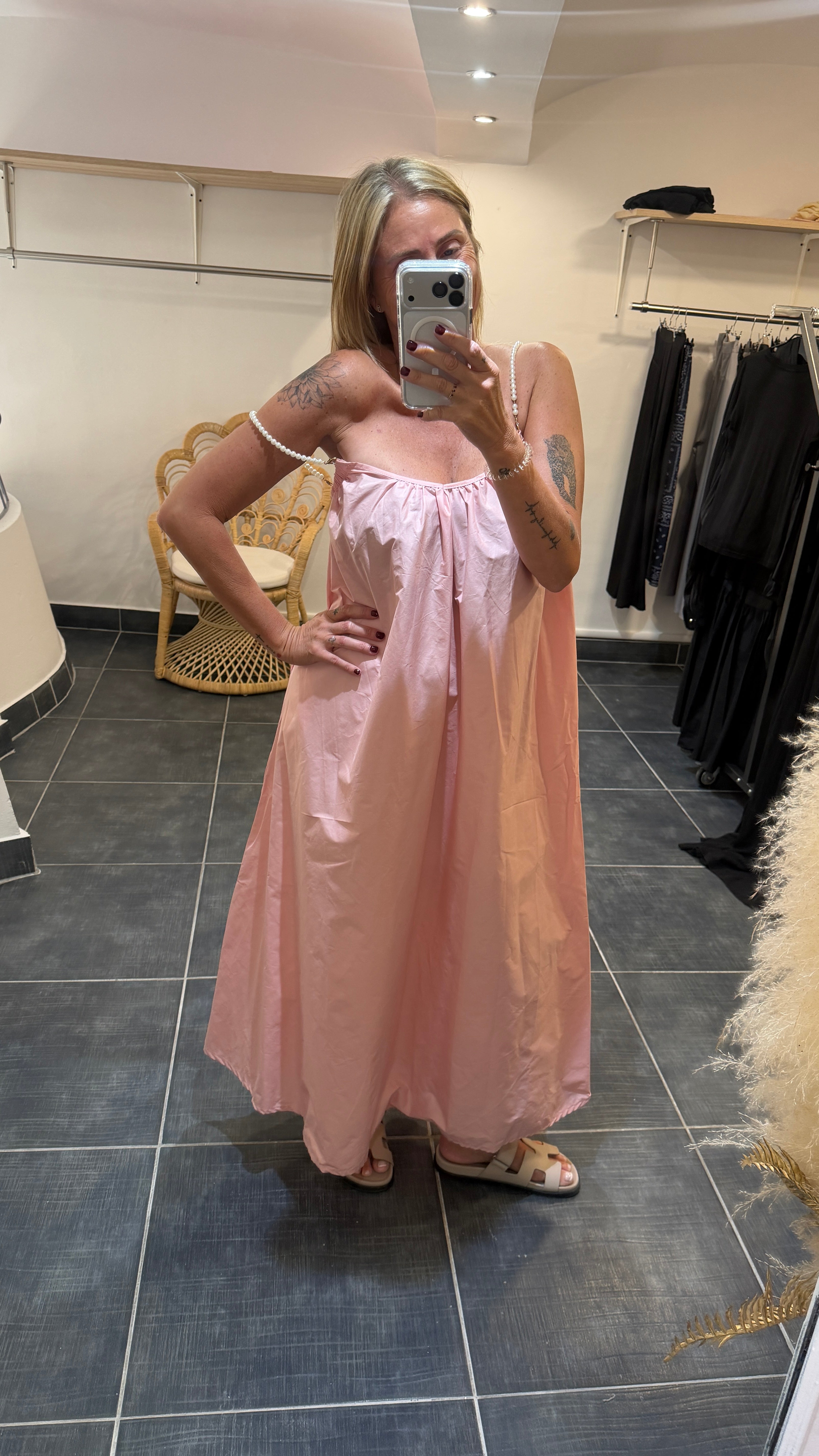 Robe Longue Bretelles Perlées ELORA Rose