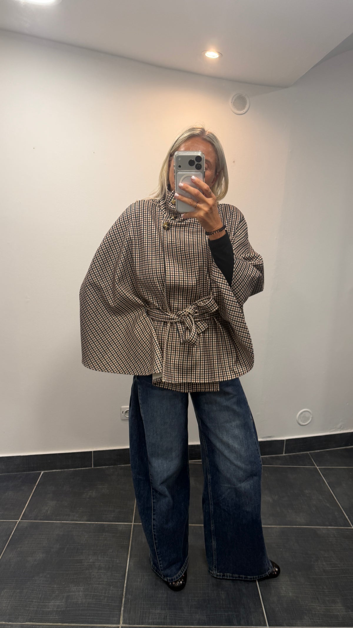 Cape à carreaux avec ceinture Lena Noir