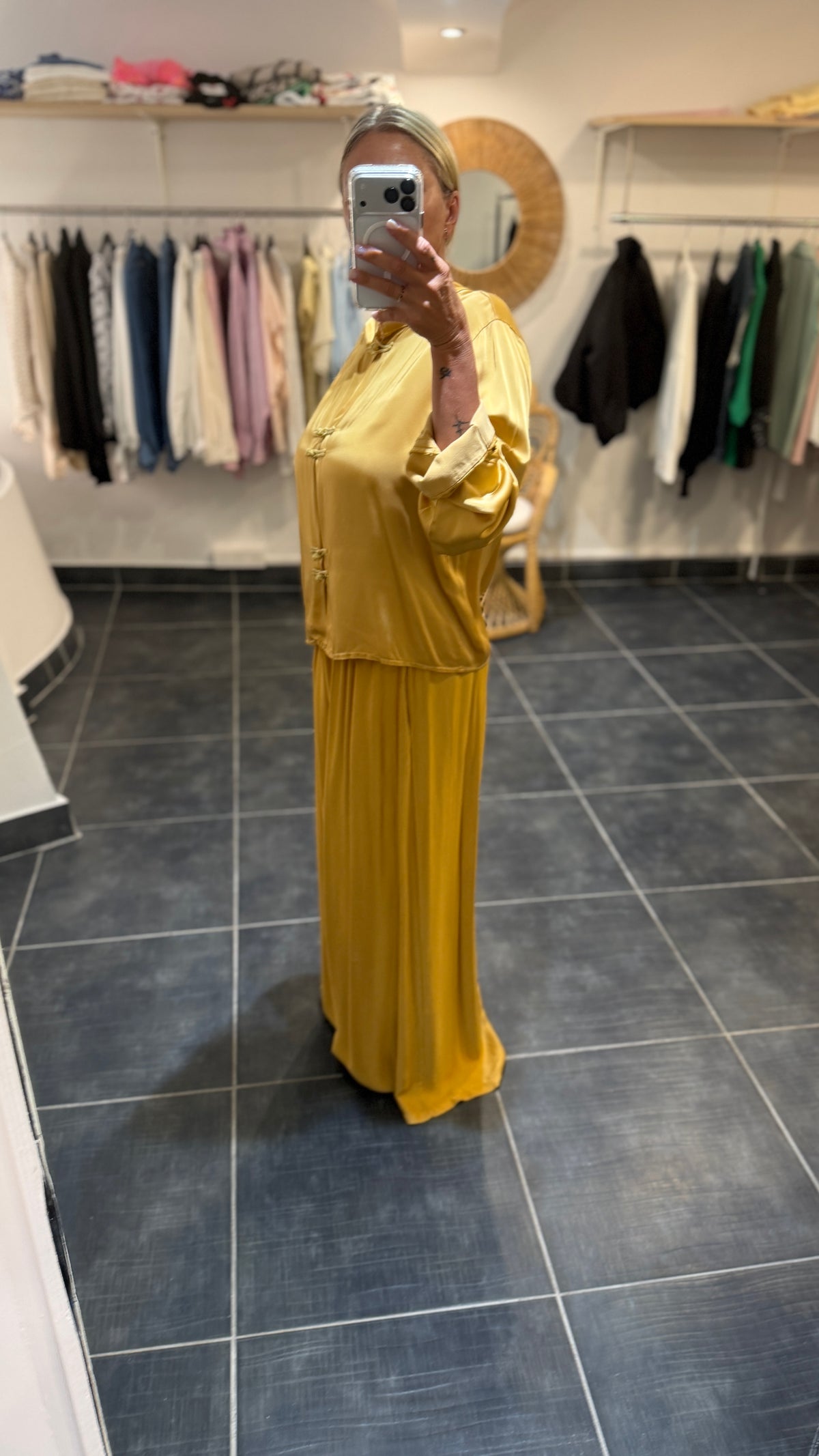 Pantalon ample et fluide OLAF Moutarde