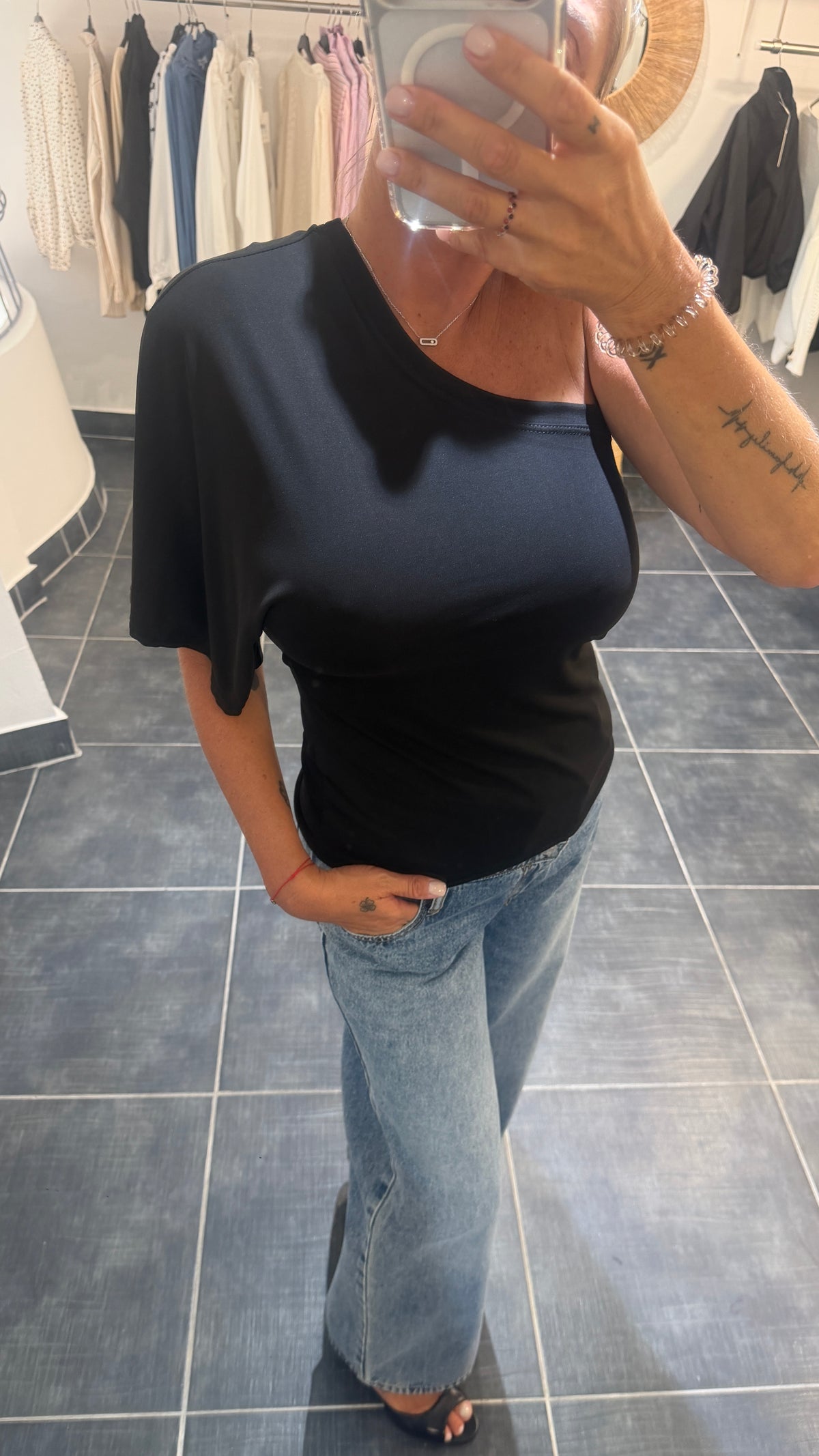 Top asymétrique PAULE Noir