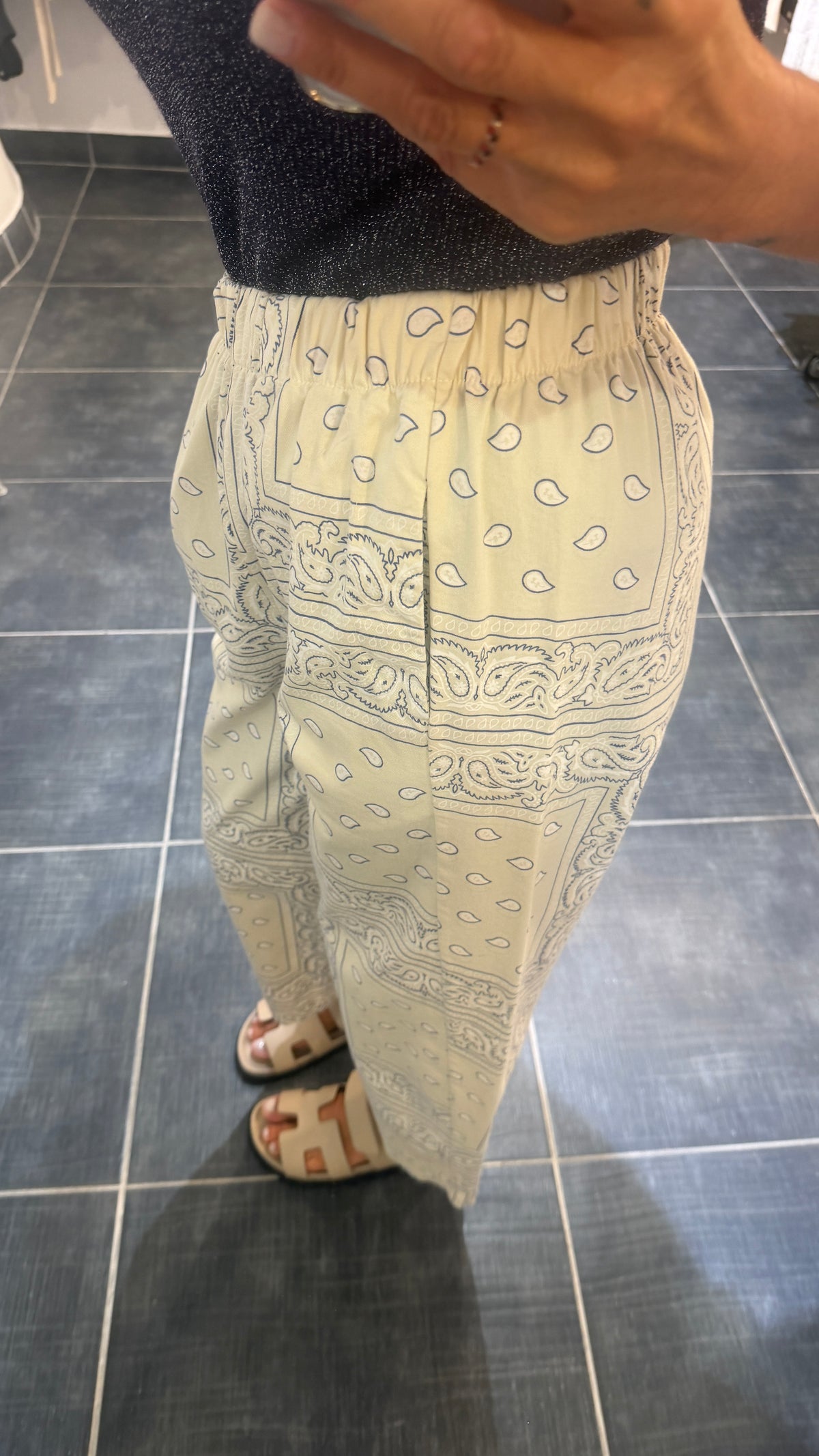 Pantalon élastiqué motifs bandanas PARKER Beige